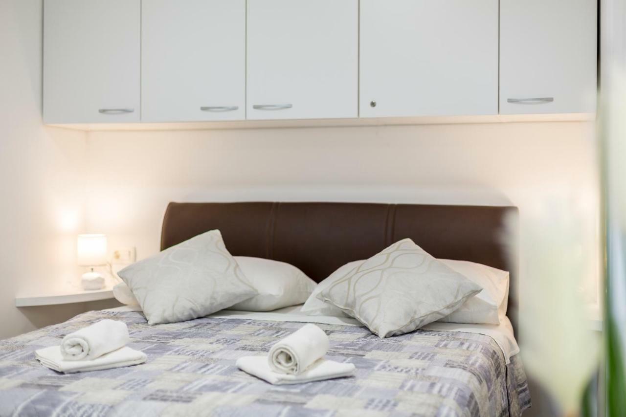 Studio Apartment Nikol Split Exterior foto