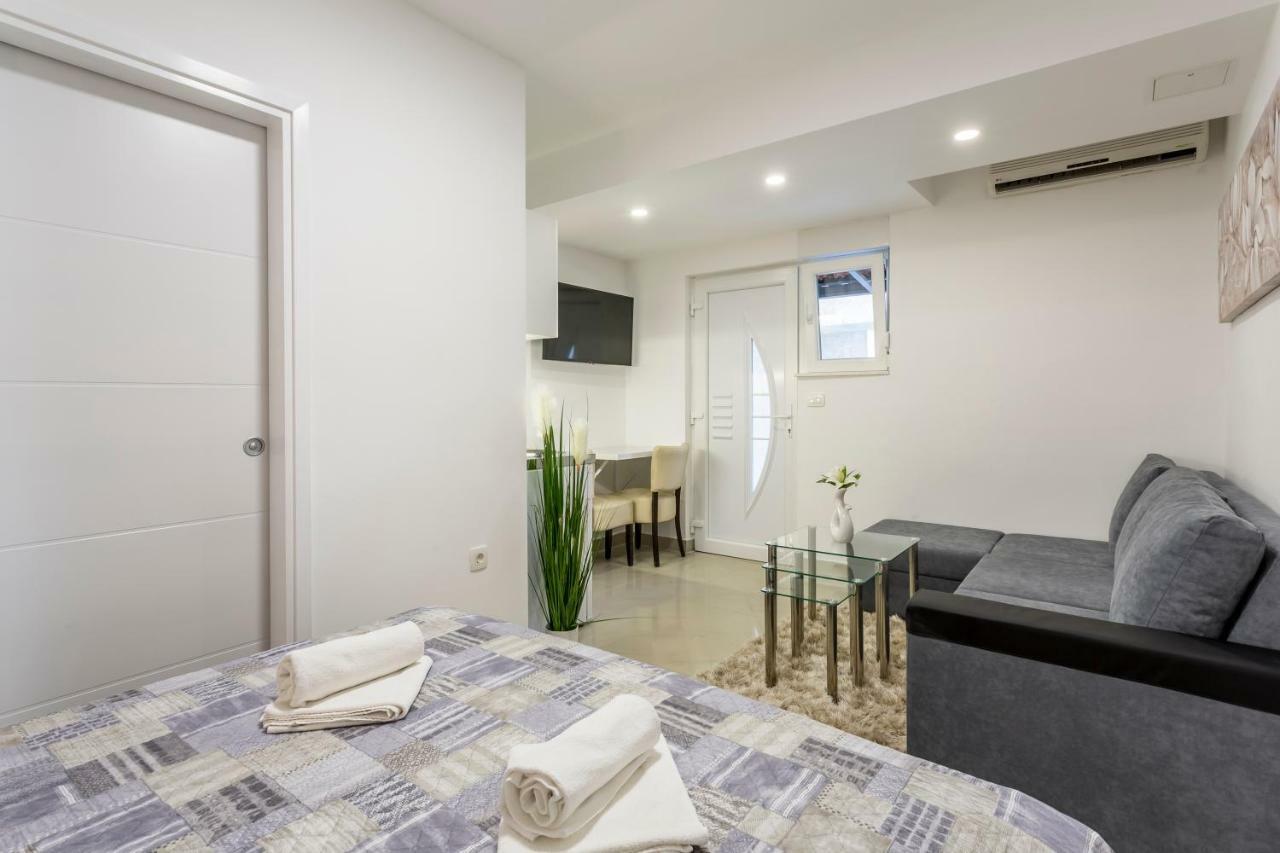 Studio Apartment Nikol Split Exterior foto